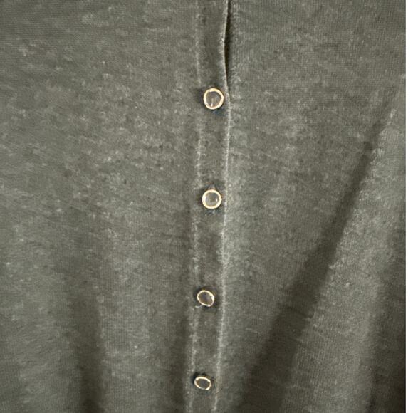 Melrose Chic Button Front Cardigan Sweater Top Staple Classic Gray Size Large - Picture 5 of 8
